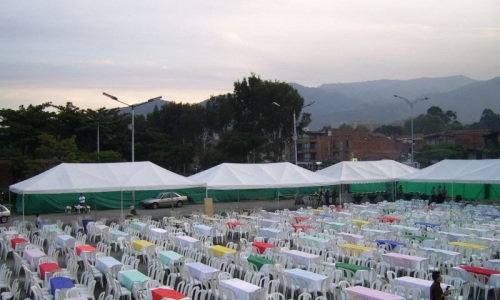 Carpas Evento empresarial 1000 personas -Parque Juan Pablo II