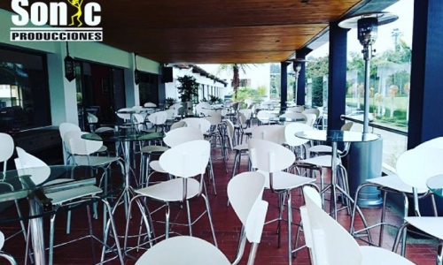 Alquiler sillas y mesas cocteleras - Medellín
