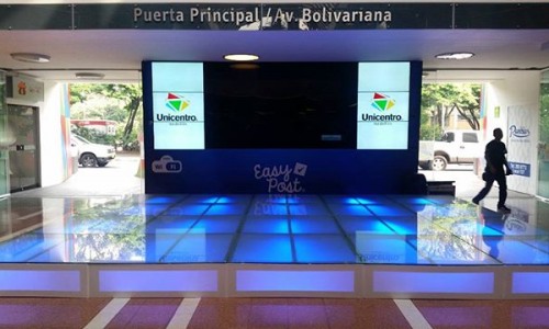 Pista Led  Centro Comercial Unicentro