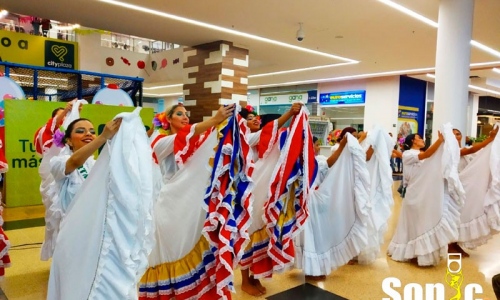 Show música Colombiana - Centro Comercial City Plaza 9 de octubre 2019