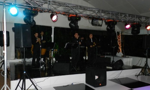 Tarima y pista led, Santa Monica Premium Events